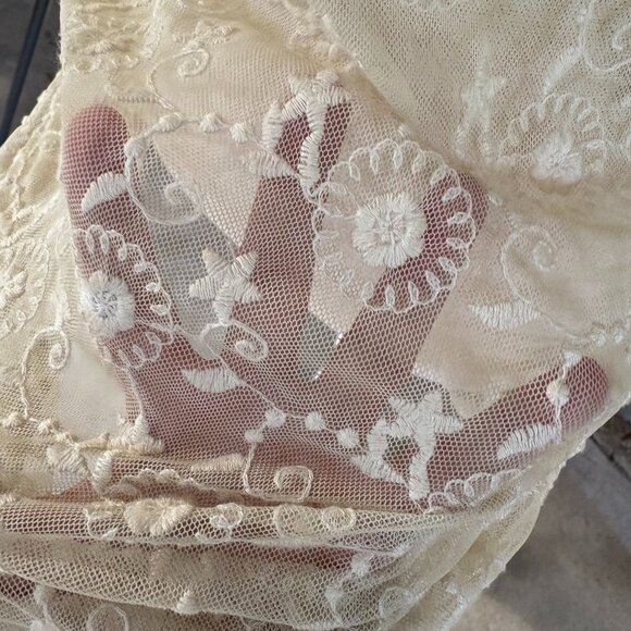 Black Swan Cream Lace Beaded Boho Blouse Women’s Small Romantic Top - Picture 7 of 14